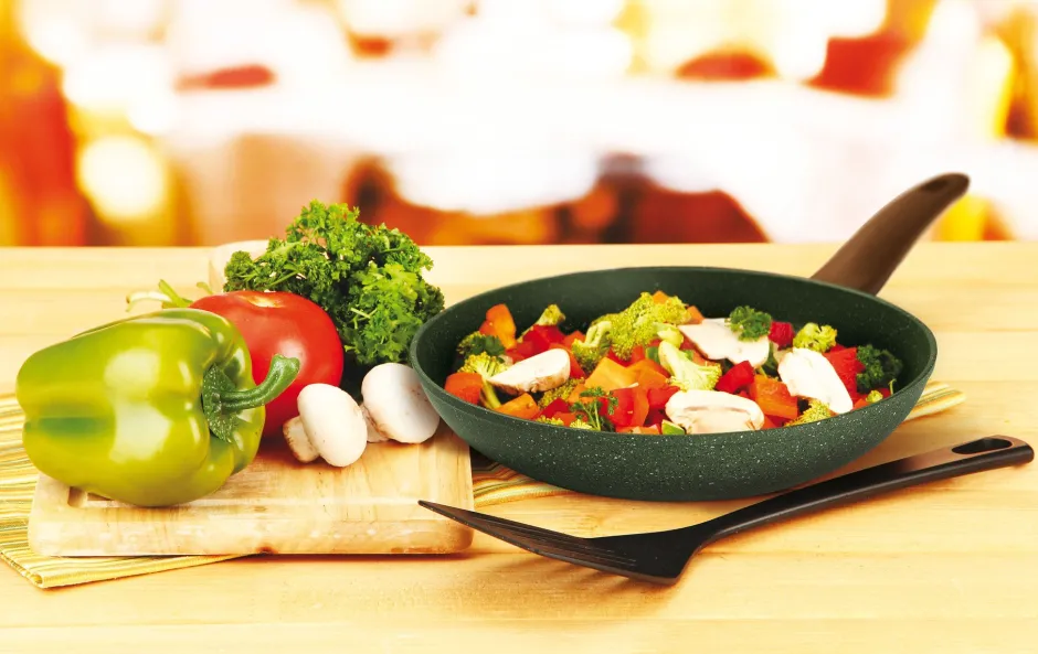 Natura Induction Hapjespan Zonder Teflon*Serveer-/hapjespan 28cm met 2 grepen - VegeTek
